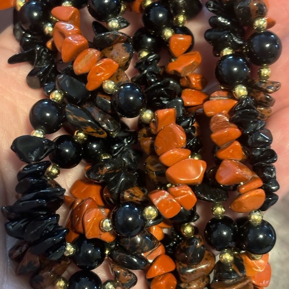 Black agate, red jasper, and mahogany obsidian Vintage 3 strand necklace - Picture 6 of 6